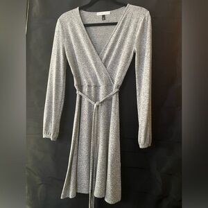 Planet Gold Size S polyester rayon spandex. Stretchy no pillage stains or tears.